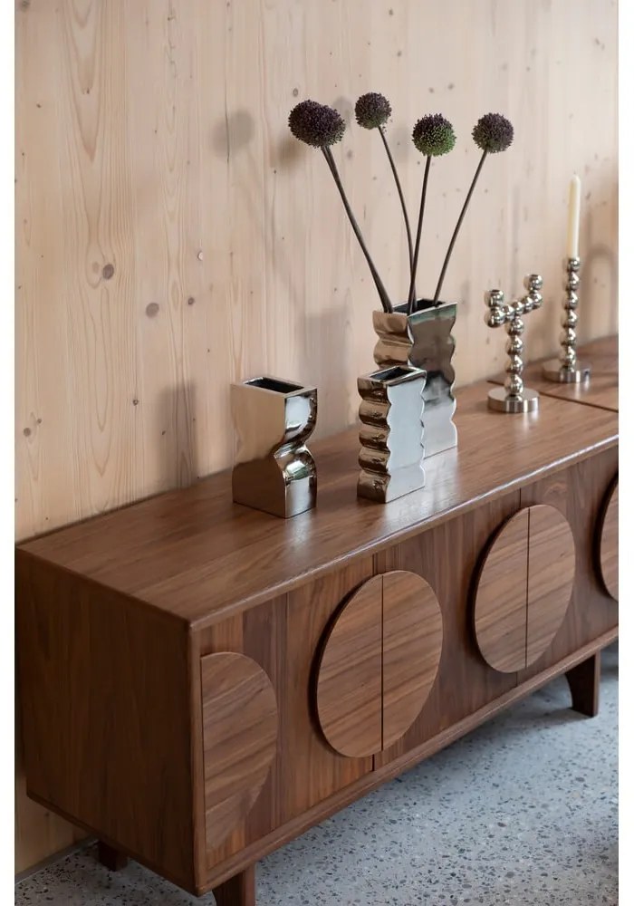 Кафяв нисък скрин от декор от орех 120x58 cm Groove – Zuiver