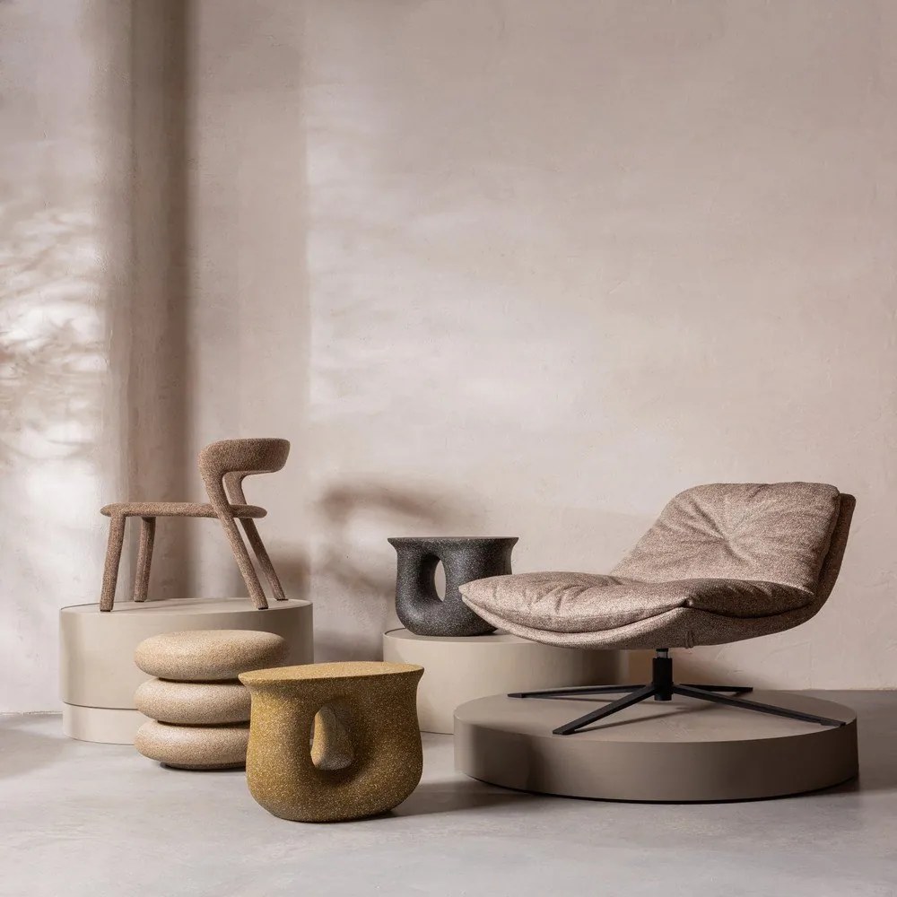 Въртящо се кресло в естествен цвят Arve – WOOOD