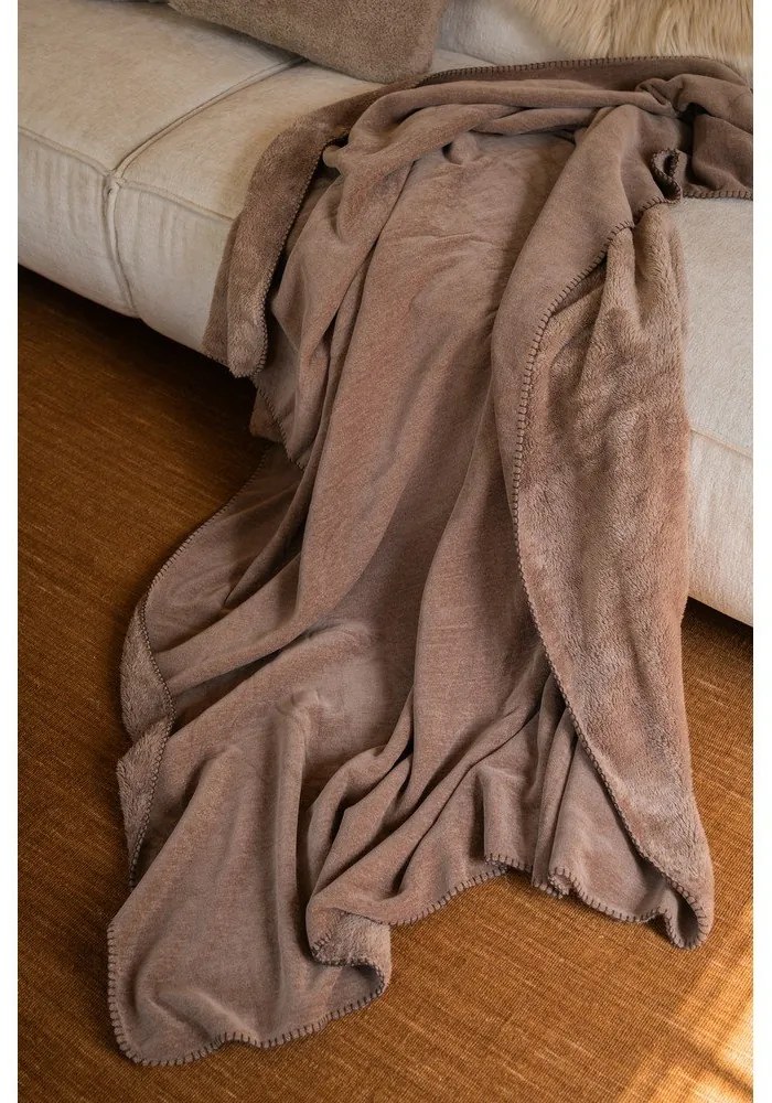 Кафяво-сиво одеяло от микроплюш 150x200 cm Tomo – Tiseco Home Studio