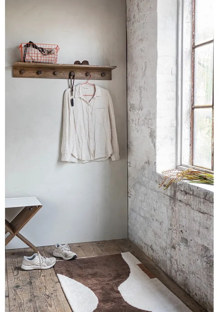 Кафява стенна закачалка от масивен дъб с рафт 90 cm Showcase – Mette Ditmer Denmark