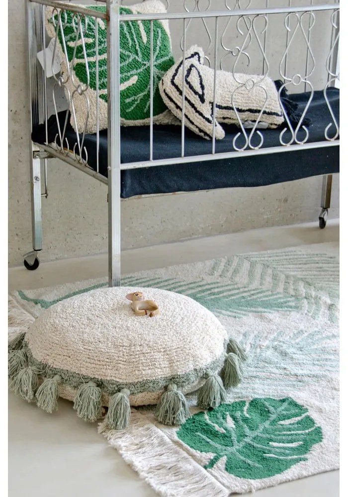 Зелен и кремав ръчно изработен памучен детски килим подходящ за пране 140x200 cm Tropical Green – Lorena Canals