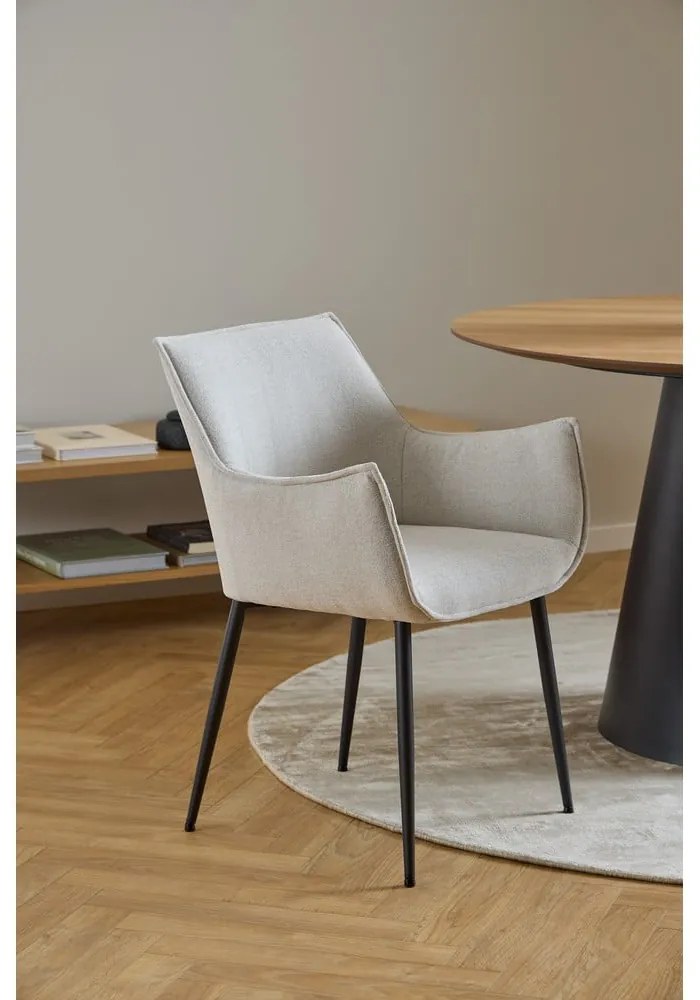 Кремав тапициран трапезен стол Bonita – Actona