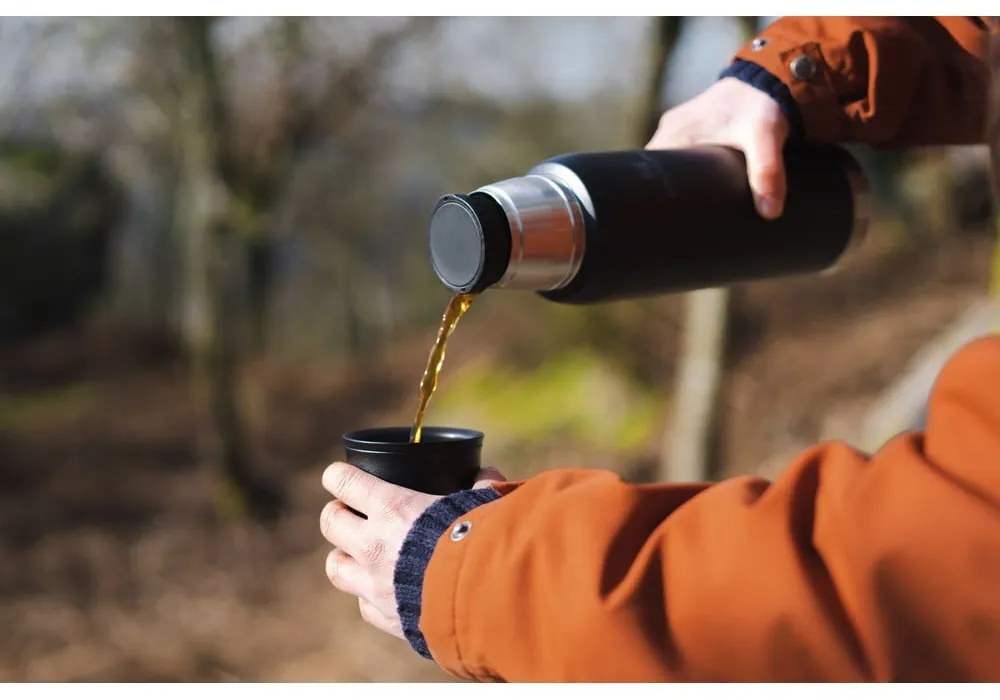 Черен термос от неръждаема стомана 1 l Adventure To-Go Black – Stanley