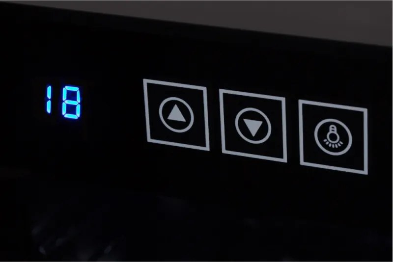 Охладител за вино Adler AD 8083, 33 L, Дигитален, За 12 бутилки, 15-18 C, Черен