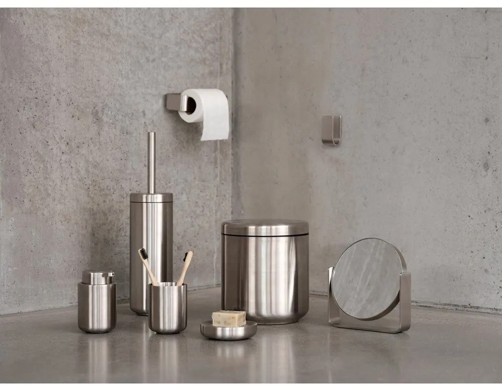 Четка за тоалетна от неръждаема стомана в матово сребрист цвят Ume – Zone