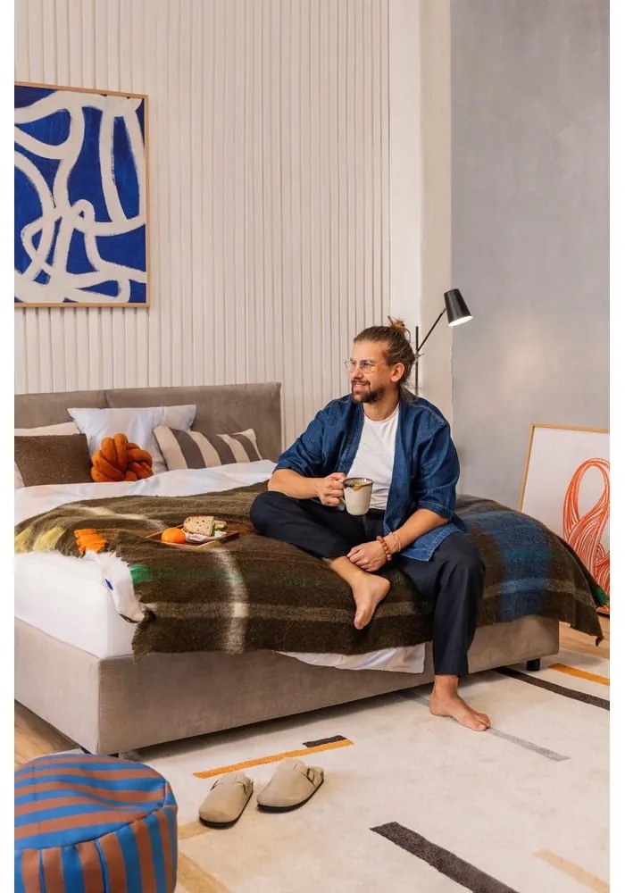 Двойно тапицирано кафяво-сиво легло с място за съхранение и включена подматрачна рамка 180x200 cm Myra Pillow – Bonami Selection