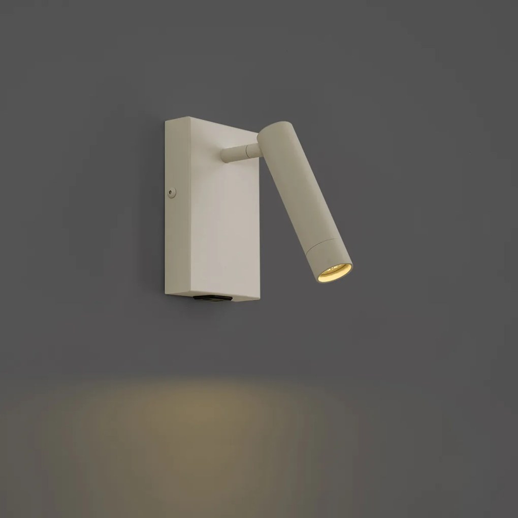 Модерна стенна лампа бежова регулируема с USB-C - Croft
