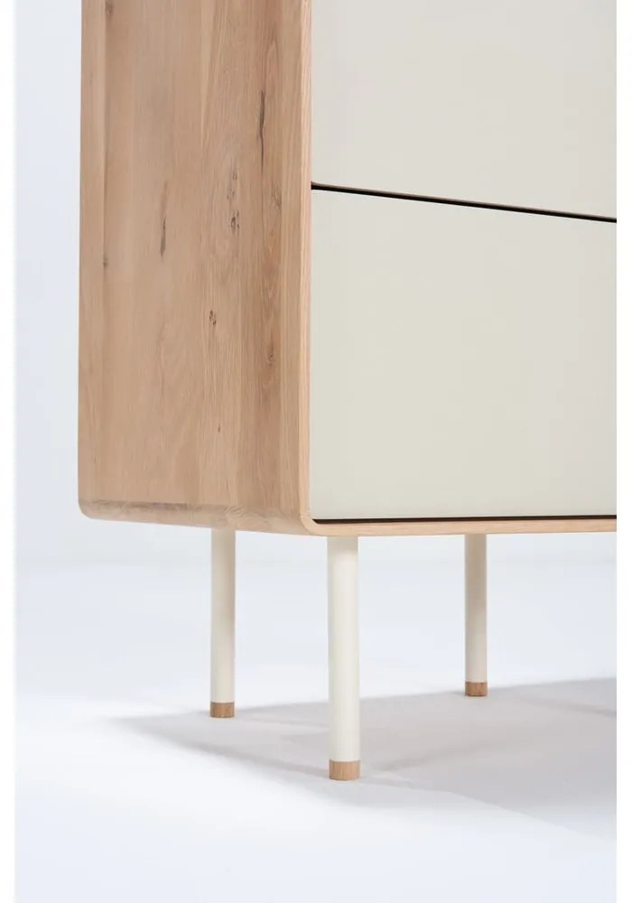 Бял/естествен висок скрин от масивен дъб 60x100 cm Fina – Gazzda