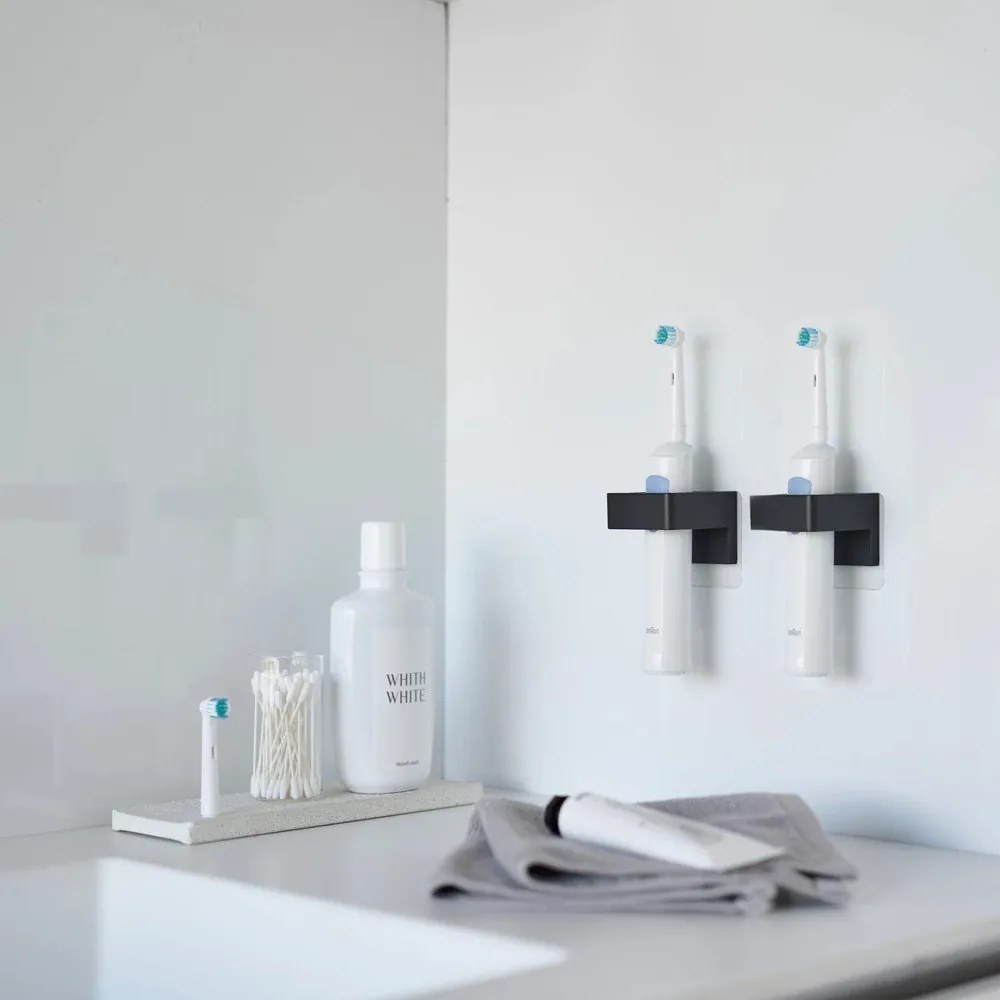 Черен пластмасов мултифункционален държач Film Hook – YAMAZAKI