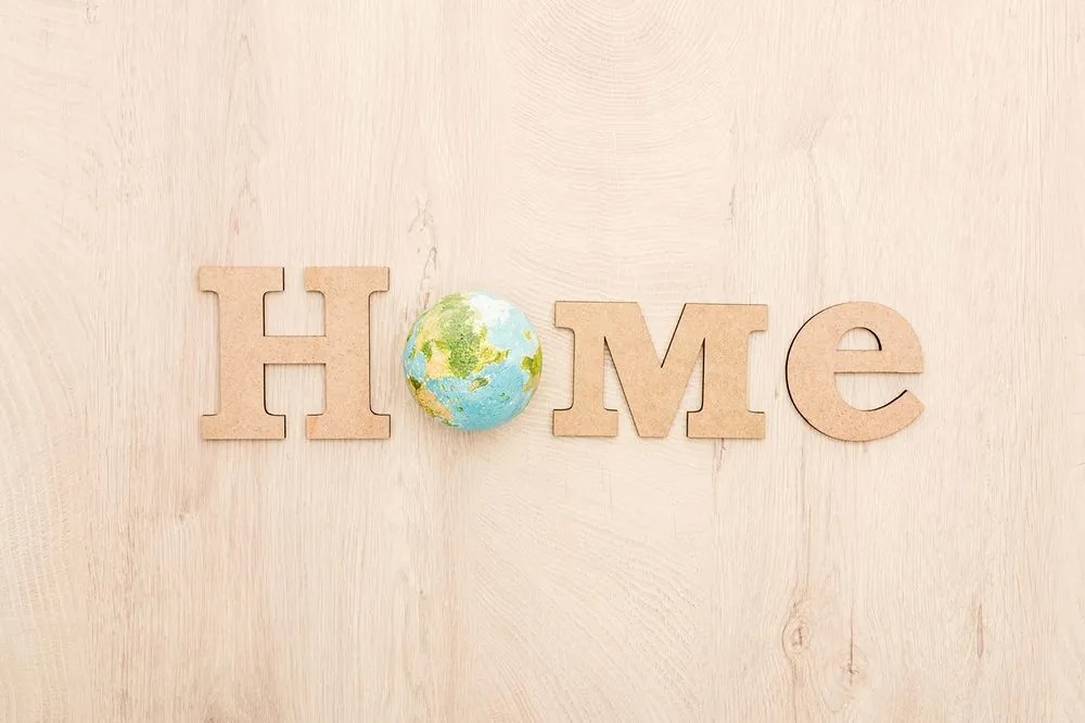 Самозалепващ тапет – С надпис еко Home