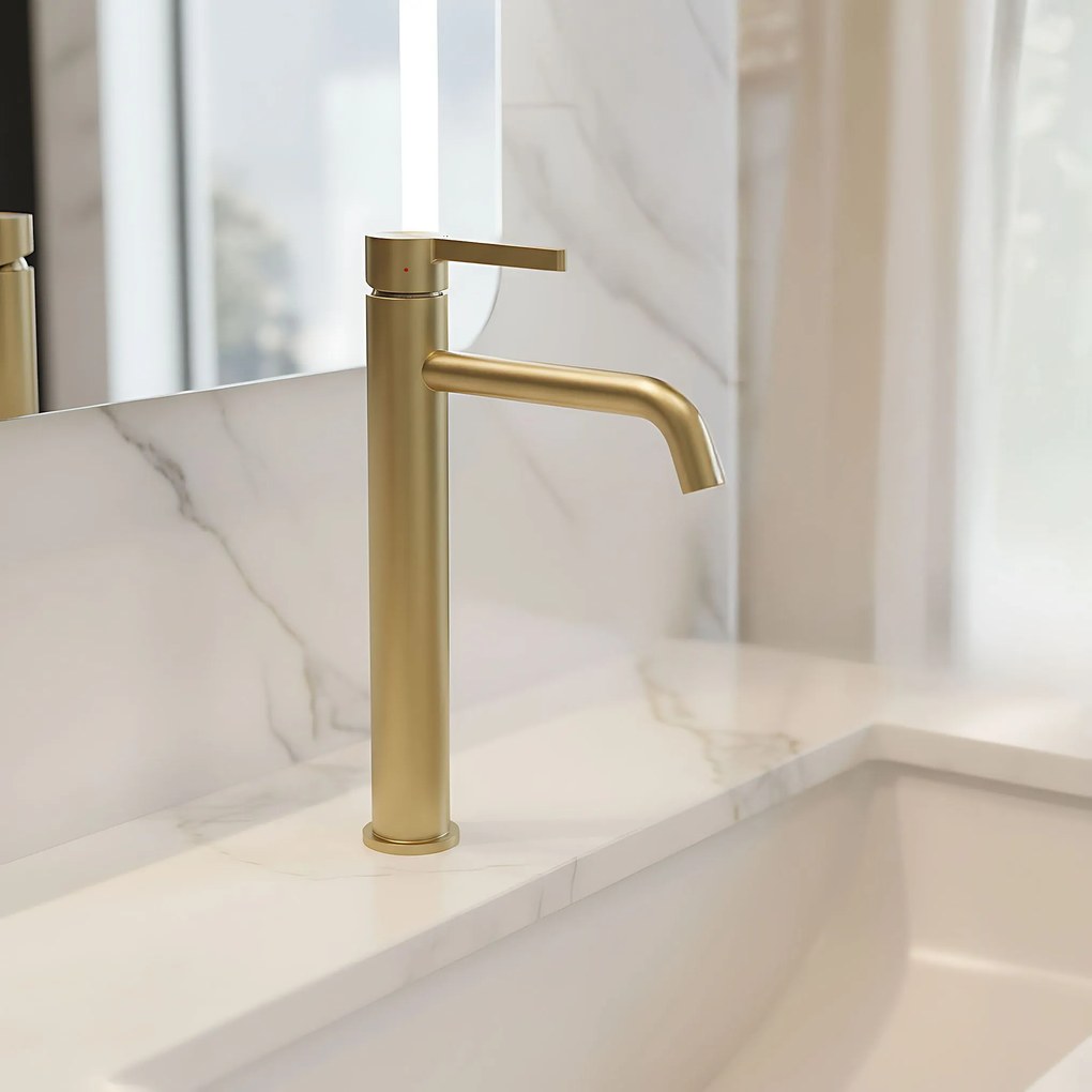 Смесител за мивка Rea Foster Brush Gold High