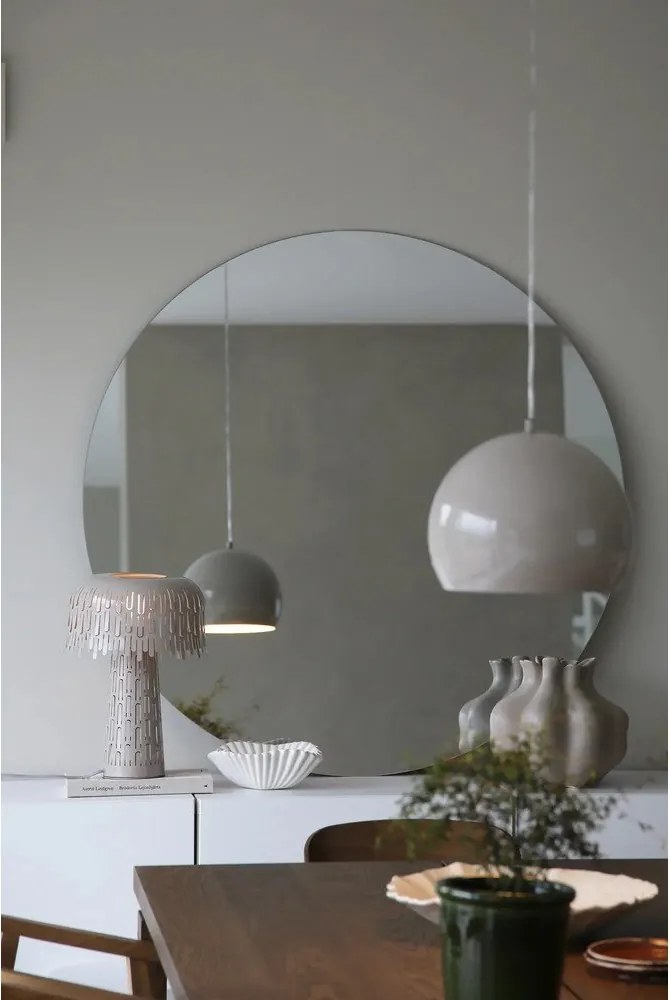 Сиво-бежова настолна лампа с метален абажур (височина 38 cm) Verbera – Markslöjd