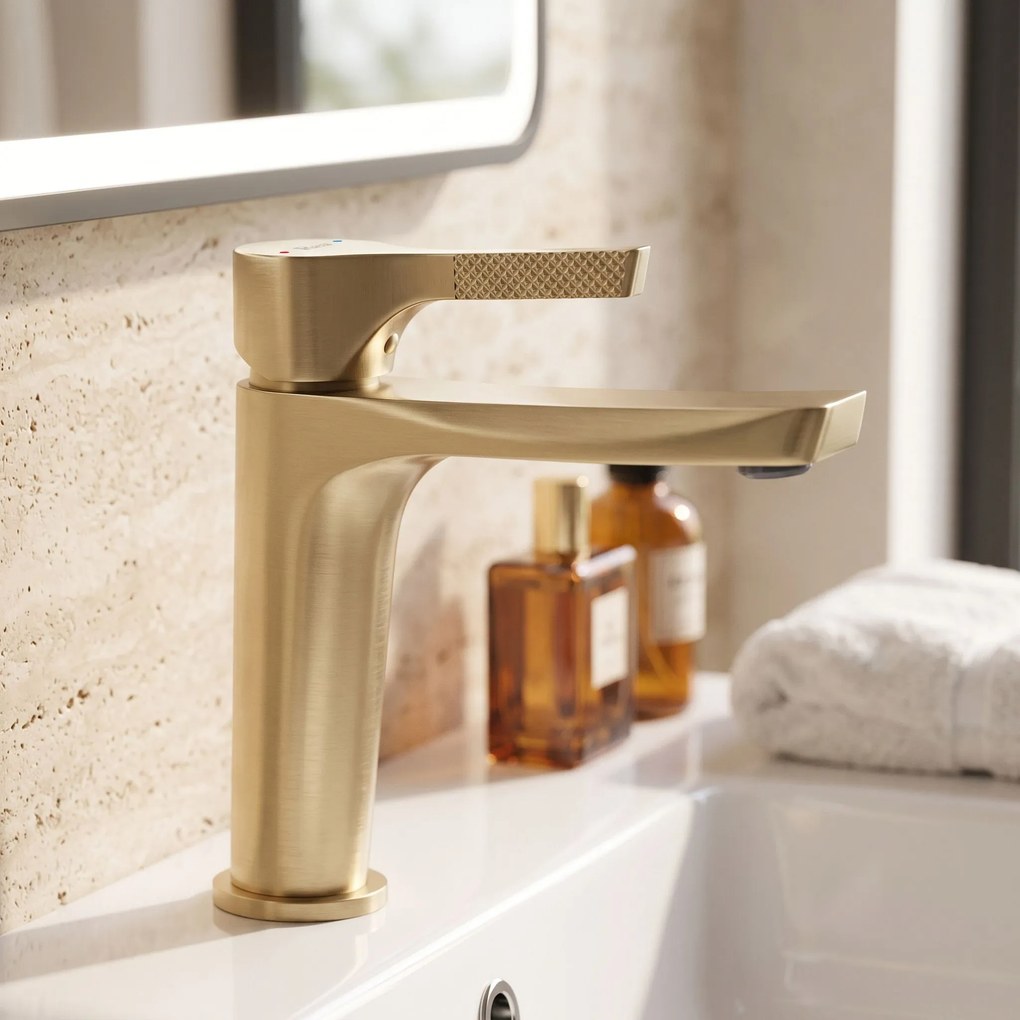 Смесител за мивка PREMIUM Rea Maxim Brush Gold Low