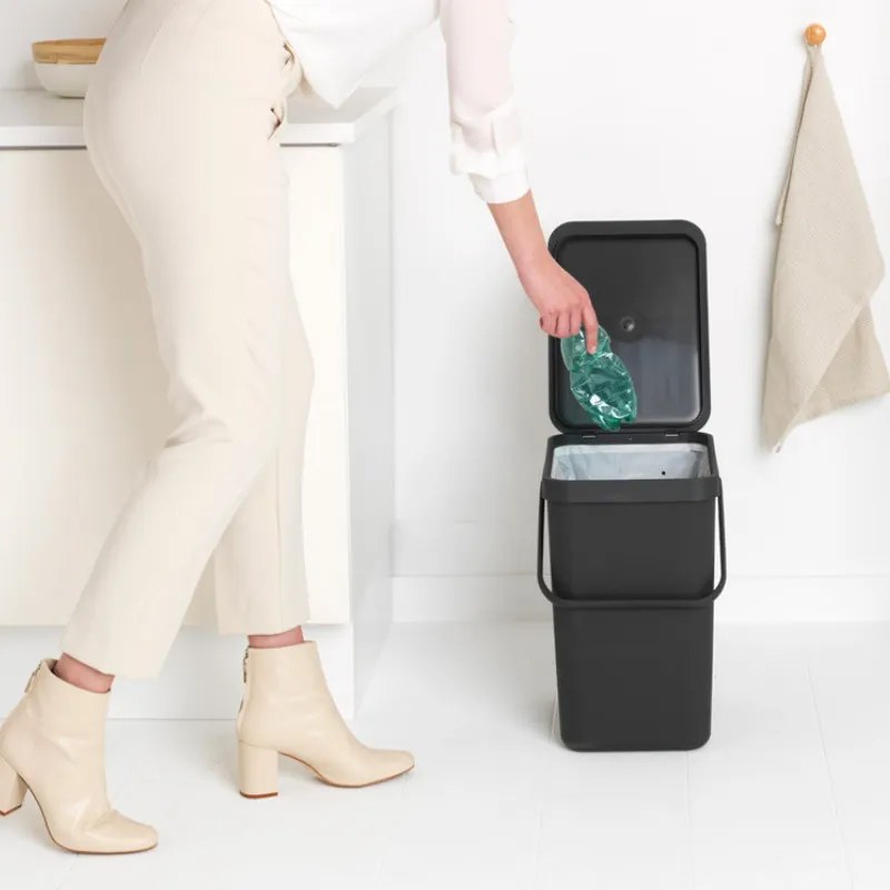 Кош за разделно събиране на боклук Brabantia Sort&Go 1003237, 25 л, Дръжка, Възможност за стенен монтаж, Тъмносив