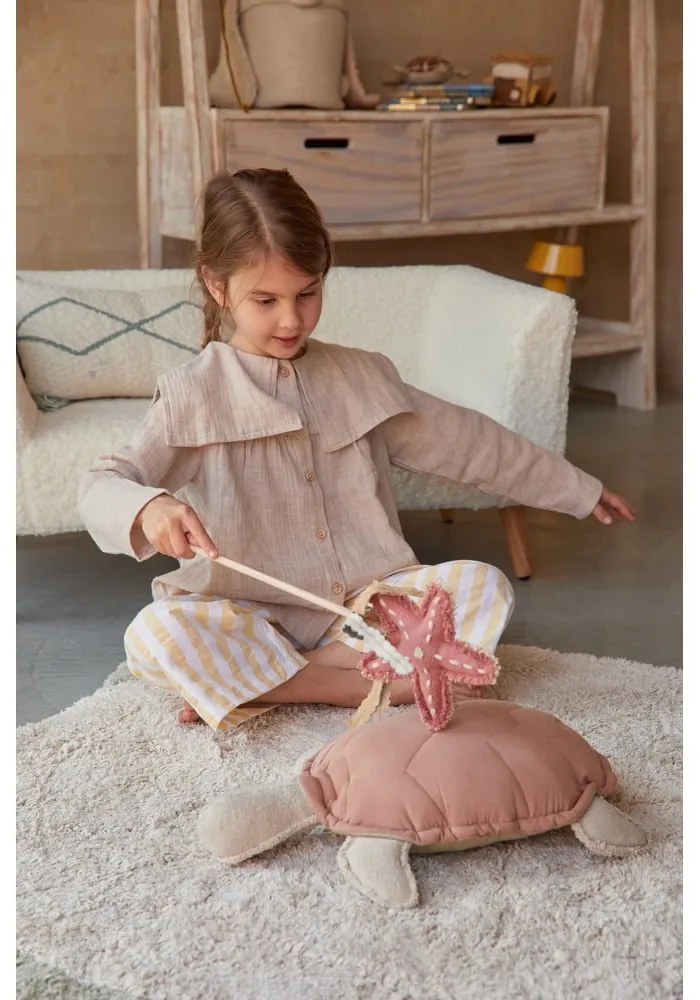 Детска възглавница Turtle – Lorena Canals