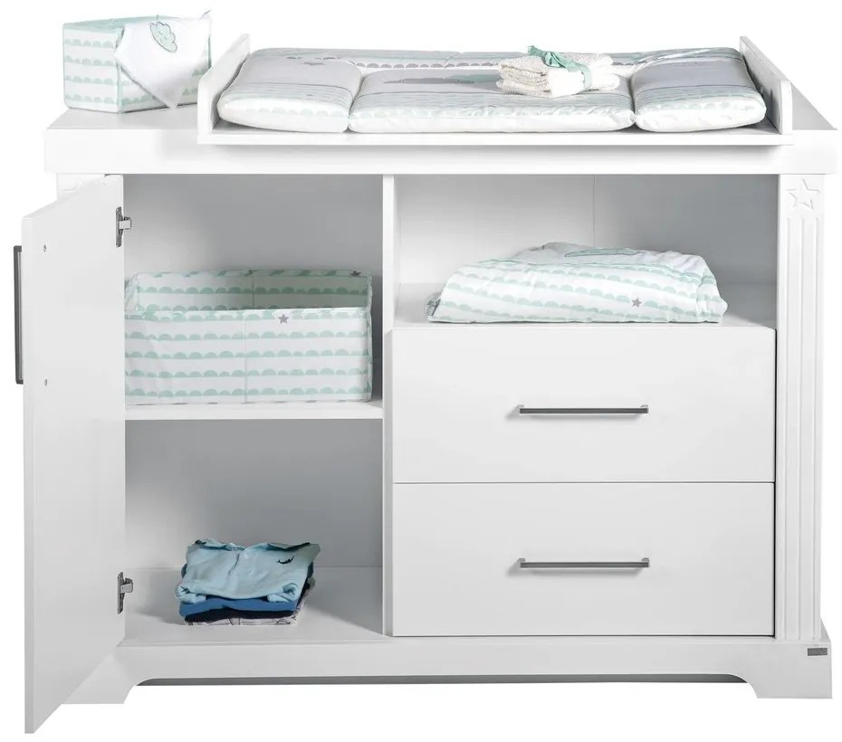 Бял нисък скрин с маса за преповиване 120x98 cm Maxi - Roba