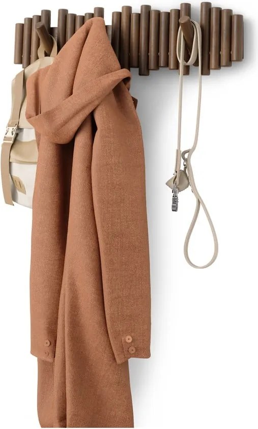 Тъмнокафява стенна закачалка от масивен бор 61 cm Picket – Umbra