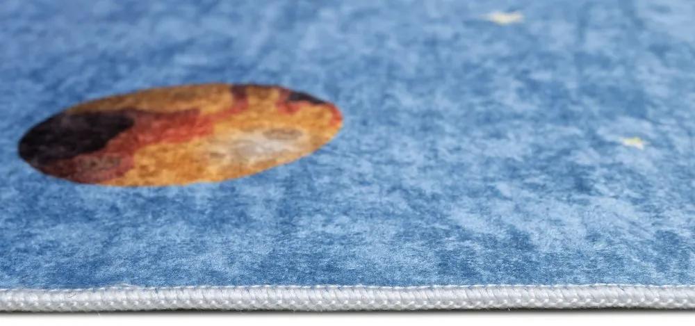 Детски килим с мотив на астронавти и планети Ширина: 80 см | Дължина: 150 см