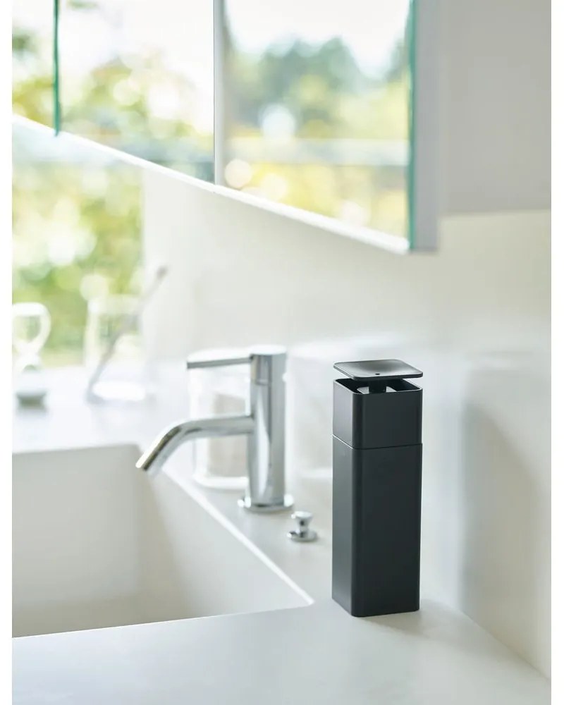 Черен дозатор за перилен препарат Yamazaki , 250 ml Tower - YAMAZAKI