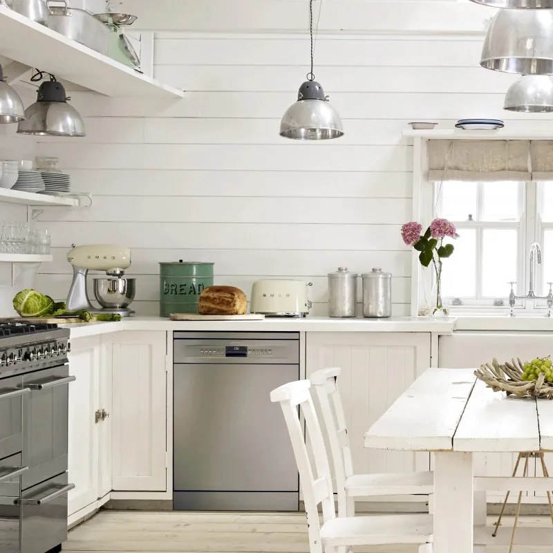 Тостер за хляб SMEG 50's Style TSF01CREU, 950W, 2 филии, 6 нива, Тавичка за трохи, Вграден кабел, Неръждаема стомана, Кремав