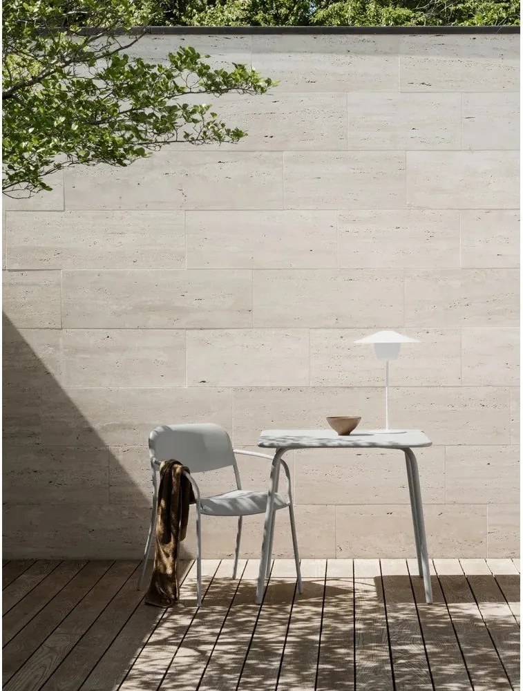 Метална градинска маса за хранене 80x80 cm Yua – Blomus