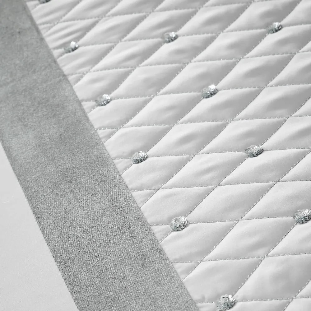 Калъфки за възглавници в комплект 2 бр. от микросатен 50x75 cm Sequin Cluster – Catherine Lansfield