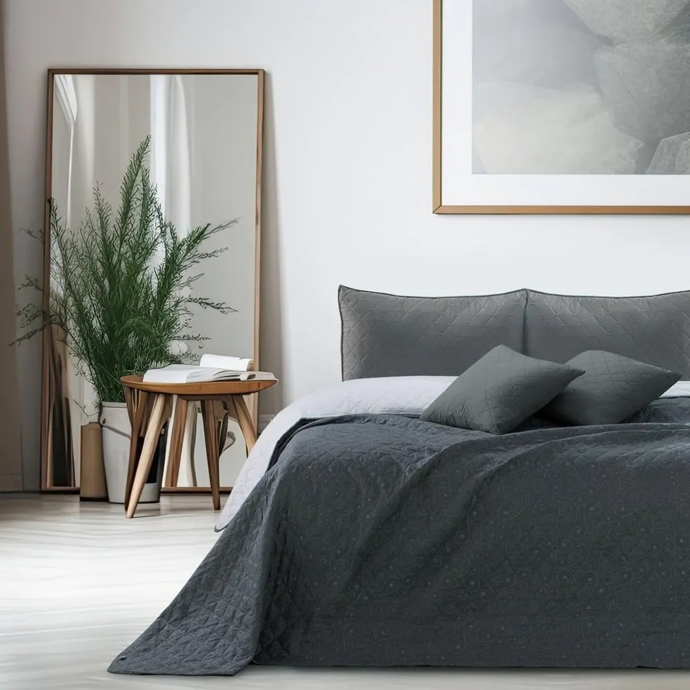 Бяло и сиво двустранно покривало за легло от микрофибър , 260 x 240 cm Alhambra - DecoKing