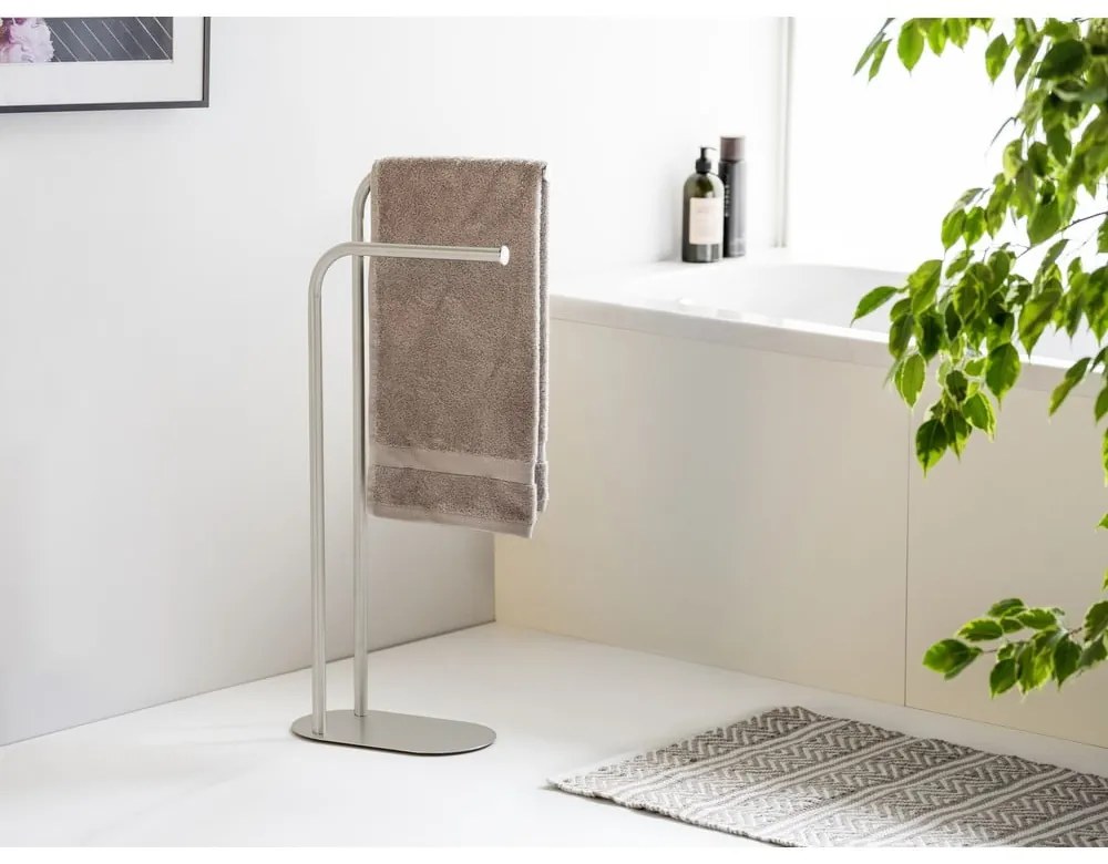 Стойка за кърпи от неръждаема стомана в матово сребрист цвят Levante – Wenko