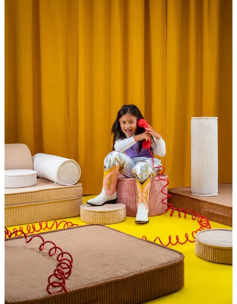 Кафяв детски диван от рипсено кадифе 132 cm Settee – Wigiwama