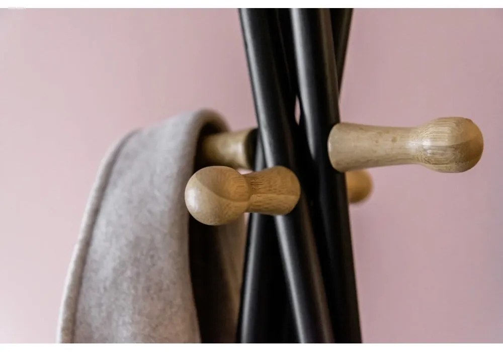 Черна метална закачалка Loft - Wenko