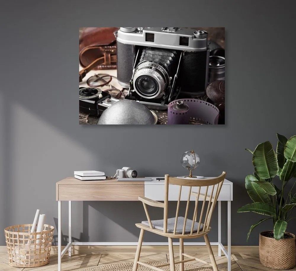 Картина на платно – Стар фотоапарат