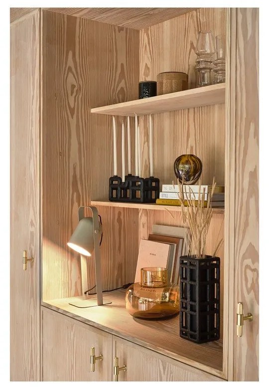 Черна ръчна изработка ваза от полирезин (височина 30 cm) Lyst – Villa Collection