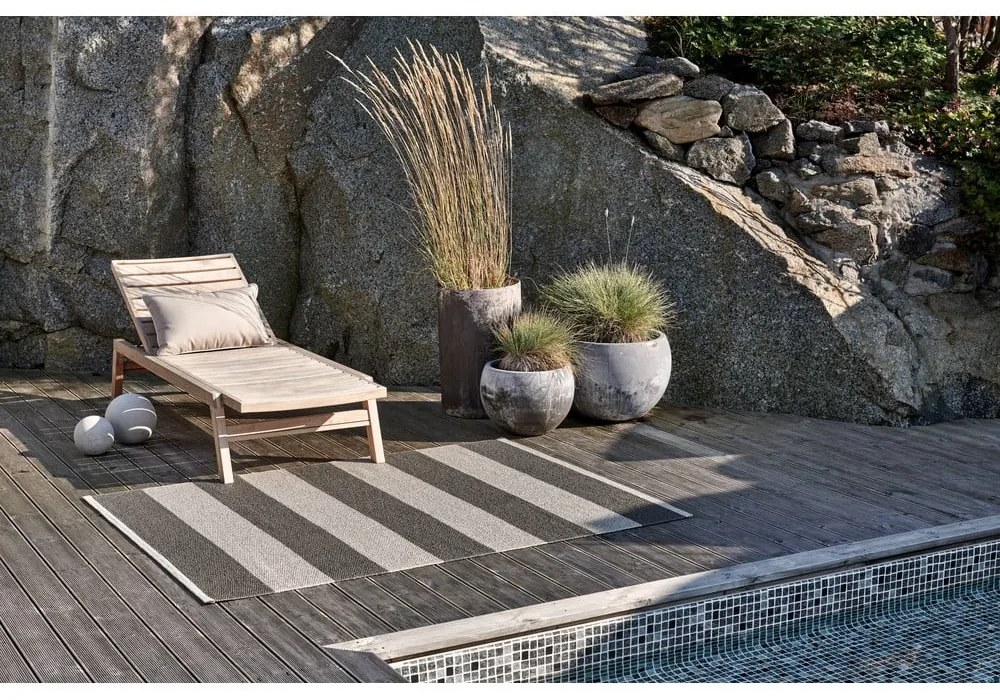 Антрацитна и кремава пътека за открито и закрито 70x300 cm Bob Charcoal Linen – Pappelina