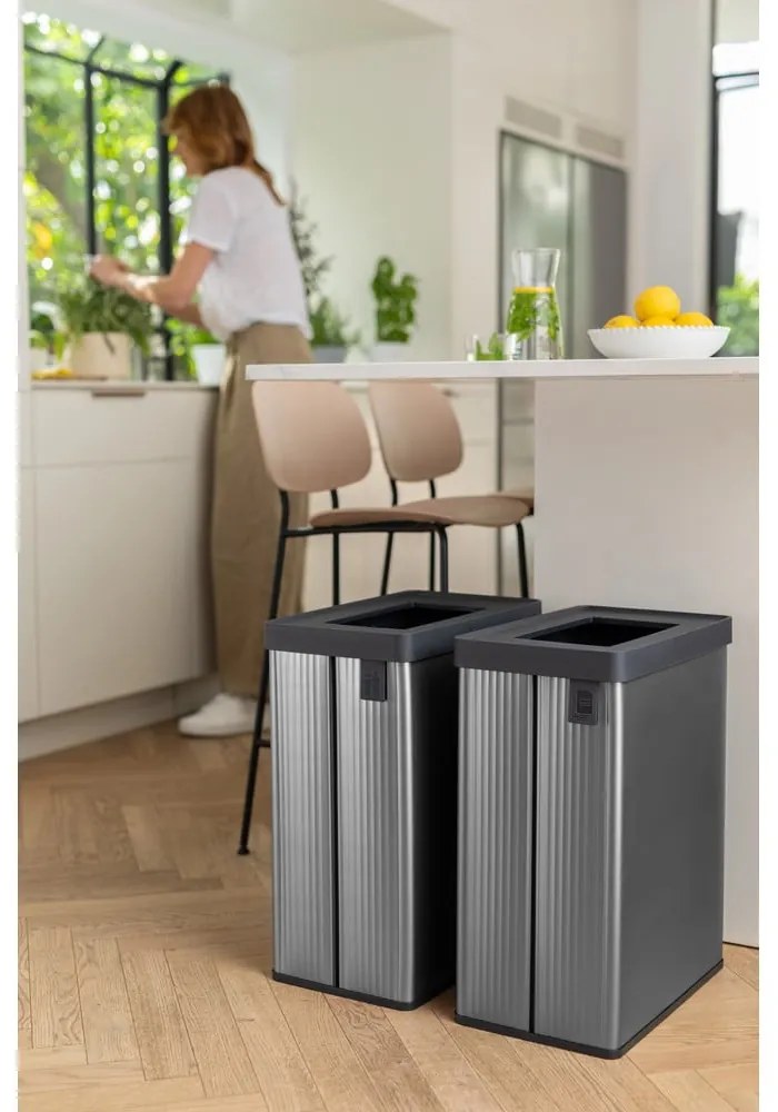 Сиво кошче за боклук за рециклиране от рециклирана пластмаса 54 l Verto Recycle – Curver