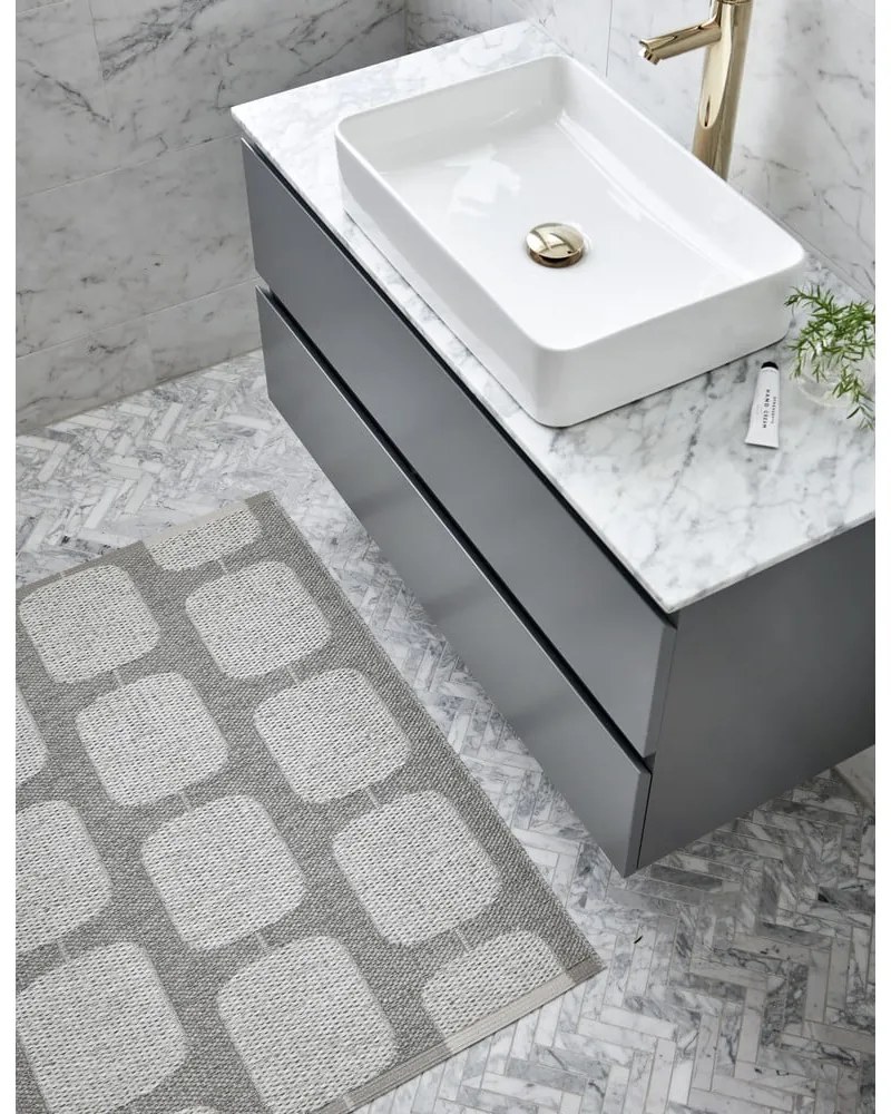 Бежов килим за открито и закрито 70x100 cm Sten Warm Grey – Pappelina