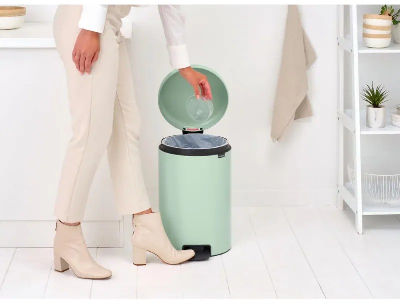 Кош за боклук с педал Brabantia NewIcon 1008847, 20 л, Плавно затваряне, Противоплъзгаща основа, Светлозелен