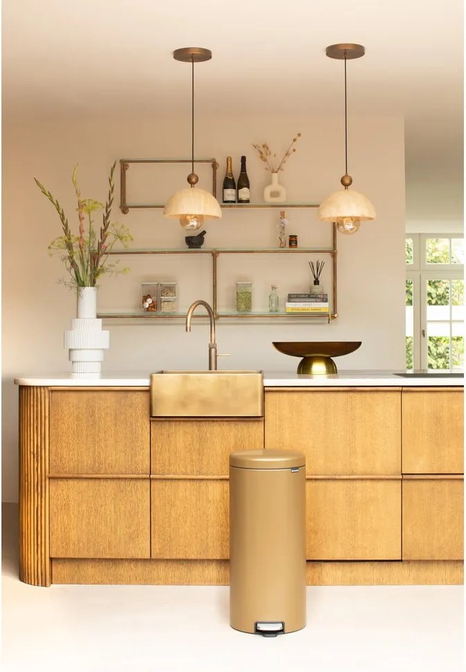 Стоманено кошче за боклук с педал в месингов цвят 30 l NewIcon – Brabantia