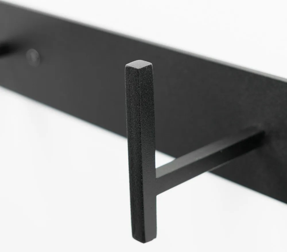 Черна метална стенна закачалка 44 cm Chapman – Spinder Design