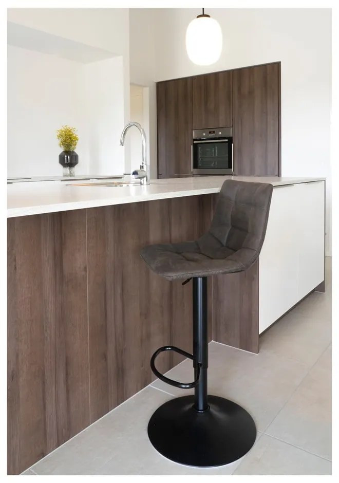 Тъмносиви тапицирани бар столове в комплект с регулируема височина 2 бр. (височина на седалката 63 cm) Middelfart – House Nordic