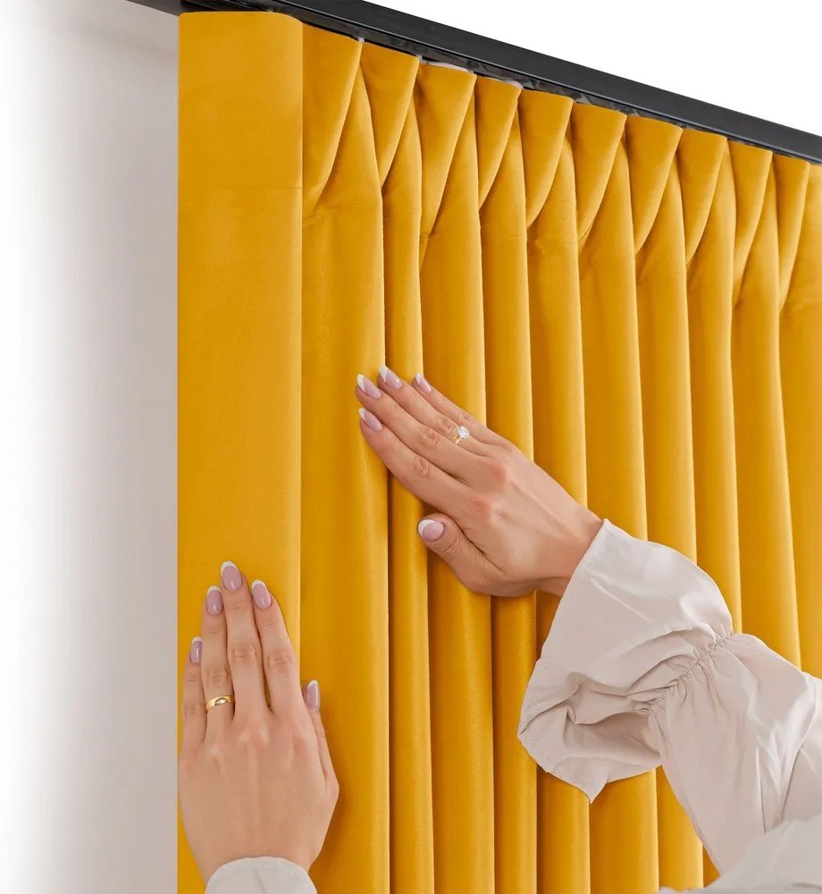 Затъмняваща завеса в цвят горчица 400x300 cm Velto – Filumi