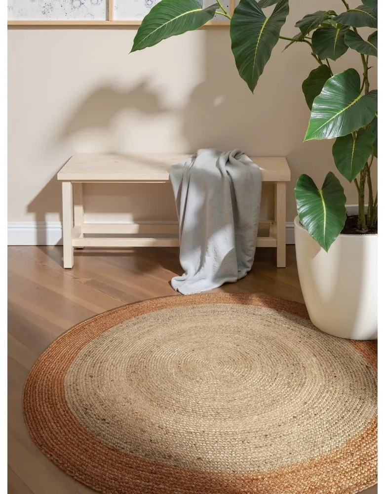 Двустранен ръчно изработен ютен кръгъл килим в цвят слонова кост ø 120 cm Jutta Ivory – Hanse Home