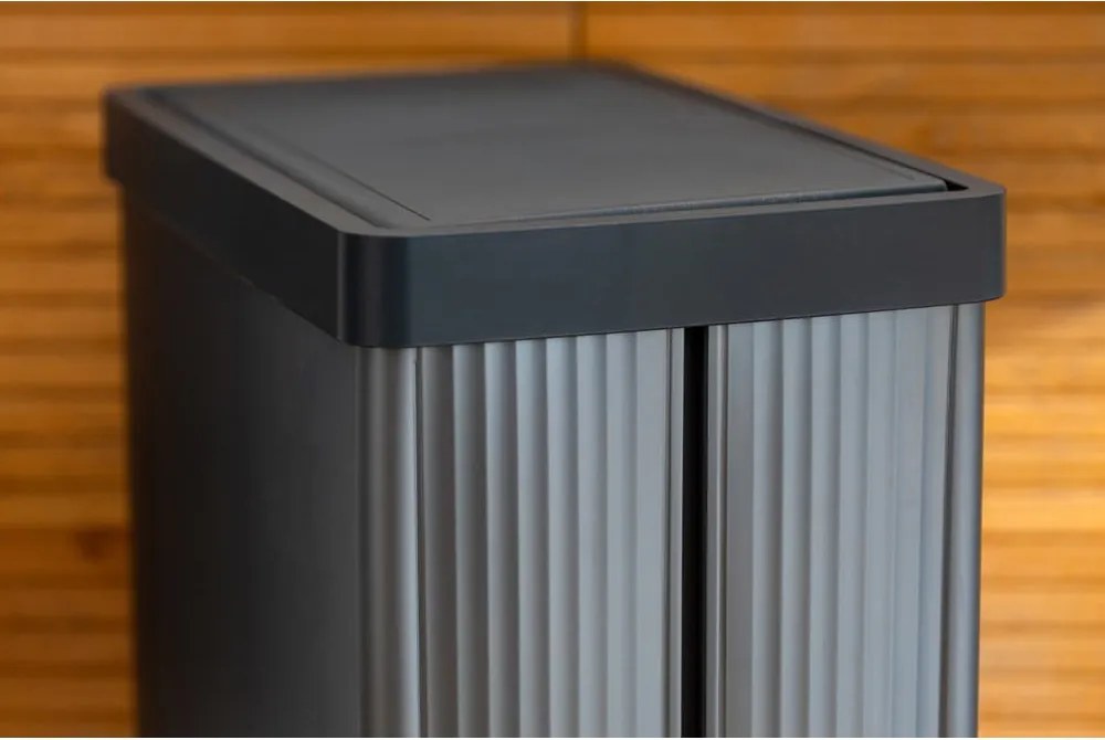 Синьо кошче за боклук с отваряне с докосване от рециклирана пластмаса 54 l Verto High – Curver