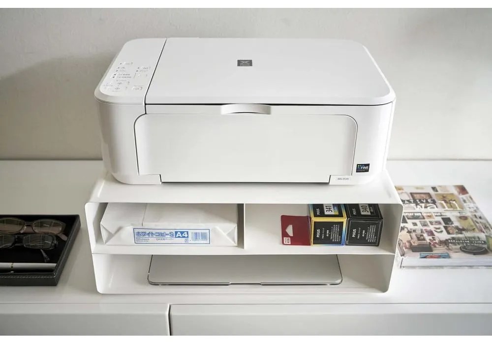 Сгъваема маса 37x48 cm Tower - YAMAZAKI