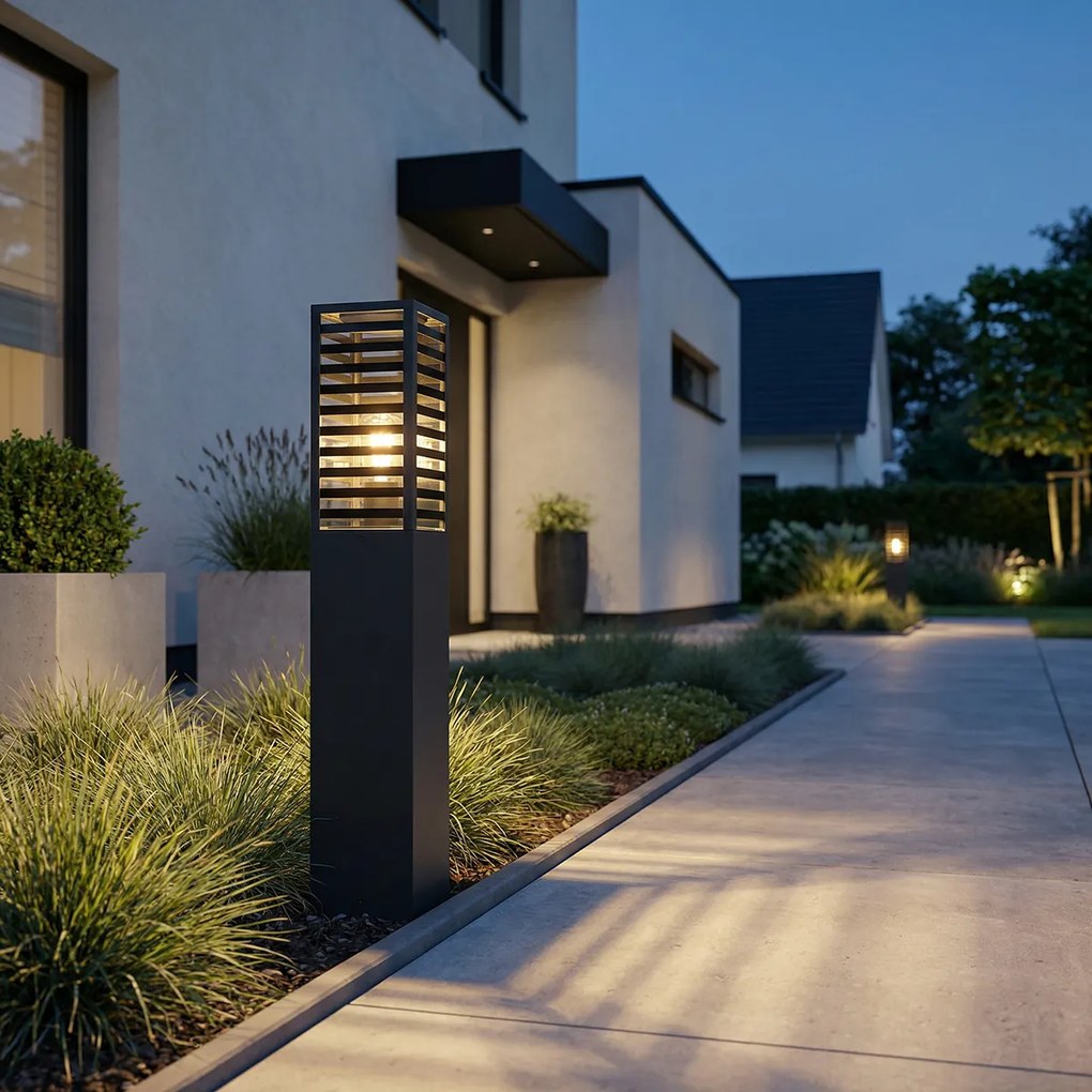 Модерна подова лампа за външен монтаж черна 80 см IP44 - Reims