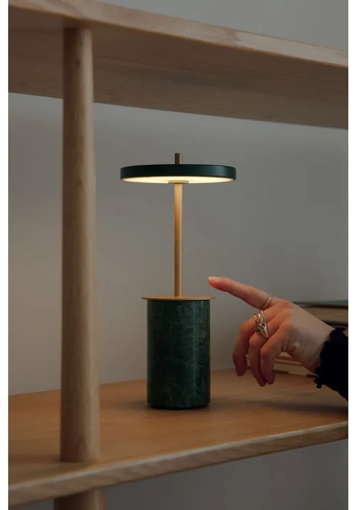 Зелена мраморна LED затъмняваща се настолна лампа с метален абажур (височина 25,5 cm) Asteria Move Mini – UMAGE