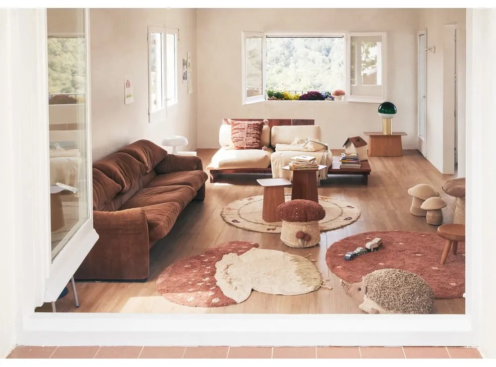 Памучен ръчно изработен детски килим подходящ за пране в тухлен цвят ø140 cm Round Dot Chestnut – Lorena Canals