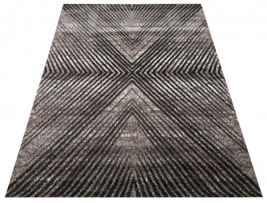 Модерен килим с интересен геометричен модел от повтарящи се диагонални линии Ширина: 60 ​​см | Дължина: 100 см