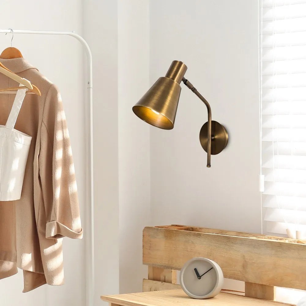 Стенна лампа в златист цвят ø 15 cm Kem – Opviq lights