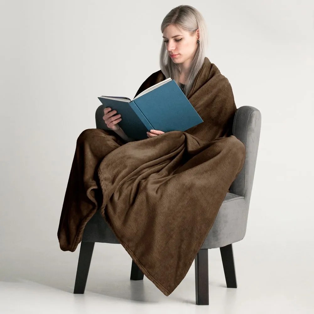 Кафяво одеяло от микрофибър , 70 x 150 cm Mic - DecoKing