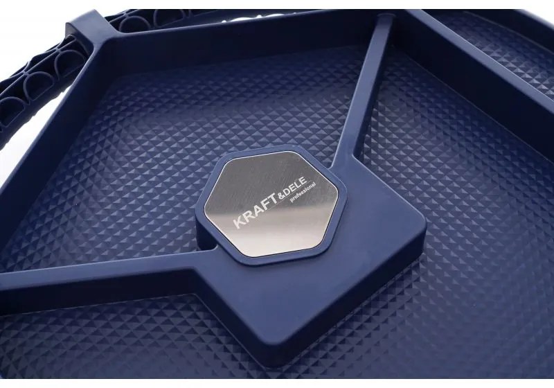 Тава за инструменти в работилницата